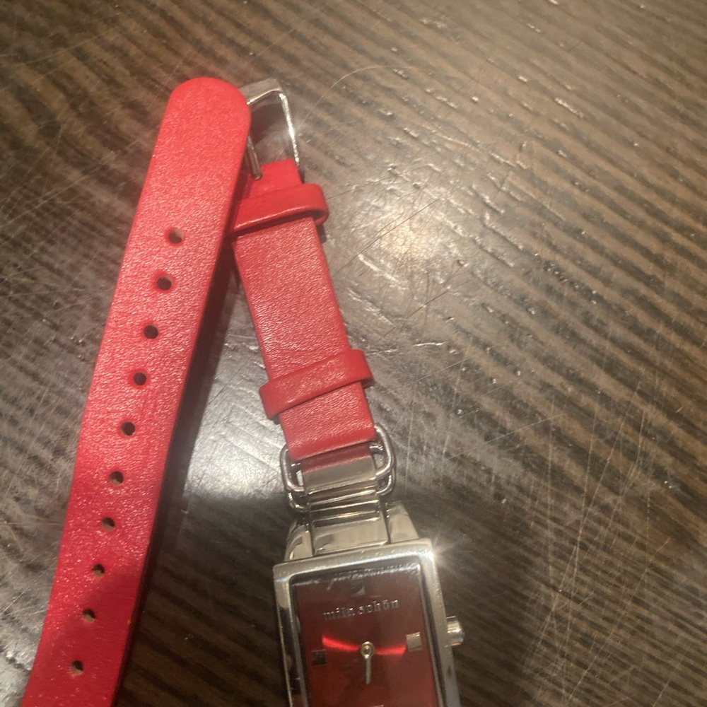 Mila Schön Leather Wrap Watch need to repair and battery